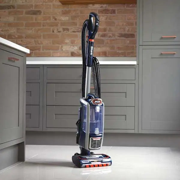 Aspiradora Vertical para Mascotas Shark Classic Anti Hair Wrap